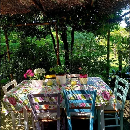 La Bricola بيت ضيافة 4*