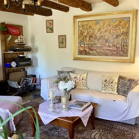 La Bricola بيت ضيافة 4*